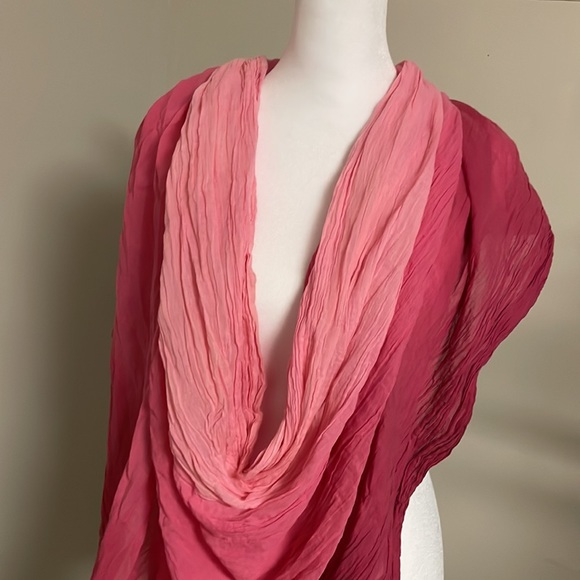 Beautiful Rose Scarf Wrap - Picture 9 of 9
